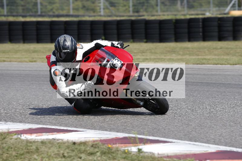 /Archiv-2025/49 26.08.2025 Cornu Master School ADR/rot-rouge/63